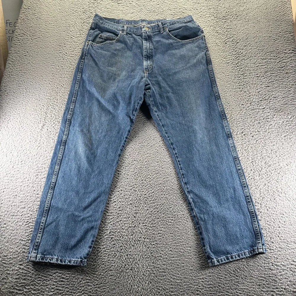 Wrangler Rugged Wear Jeans 36x30 Blue Cotton Denim Straight Leg Relaxed Workwear